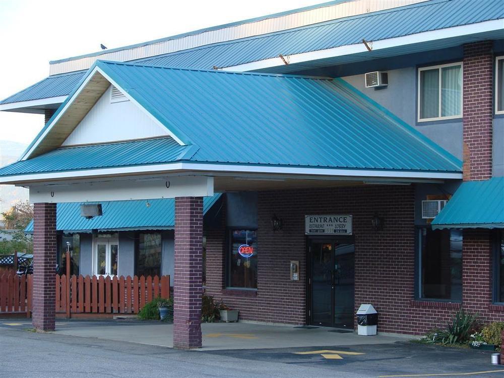 Canadas Best Value Inn & Suites-Castlegar Exterior photo